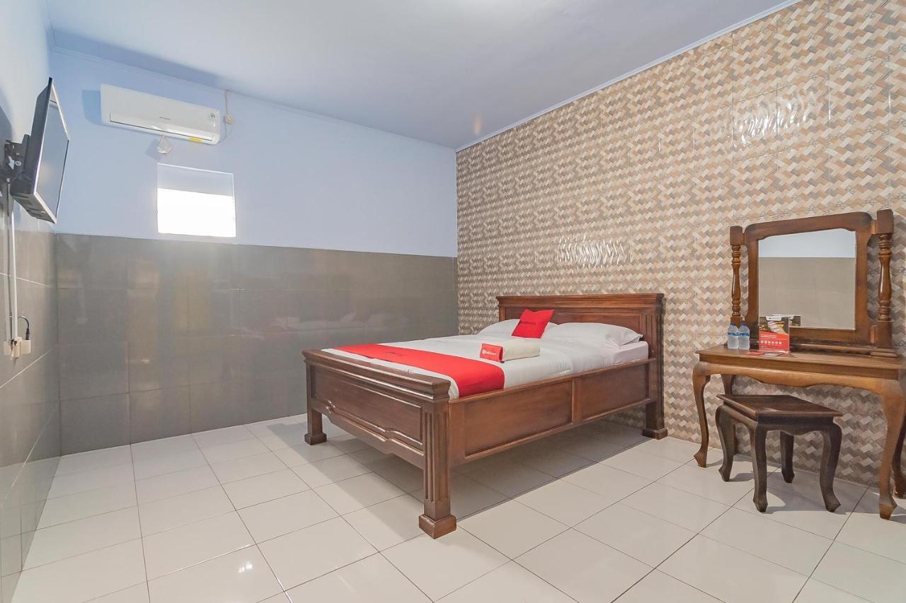 Reddoorz Syariah @ Tambak Mekar Street Subang Hotel Djalantjagak Kültér fotó